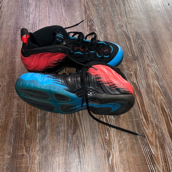 Nike Air Foamposite Pro Spider-Man - Picture 4 of 4